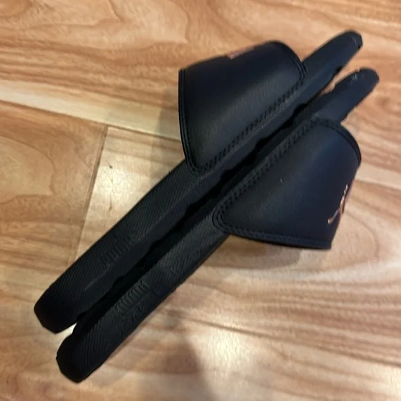 Puma slides - effectively as new condition - worn only once to try on - Picture 8 of 12